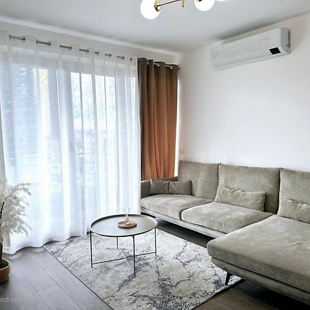 Free Parking Skanderbeg Square - Spacious Central Apartment Tiranë Ngoại thất bức ảnh