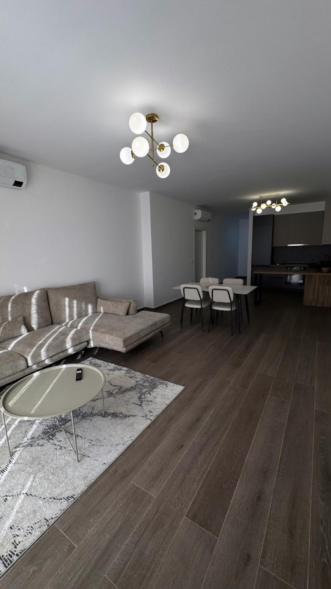 Free Parking Skanderbeg Square - Spacious Central Apartment Tiranë Ngoại thất bức ảnh