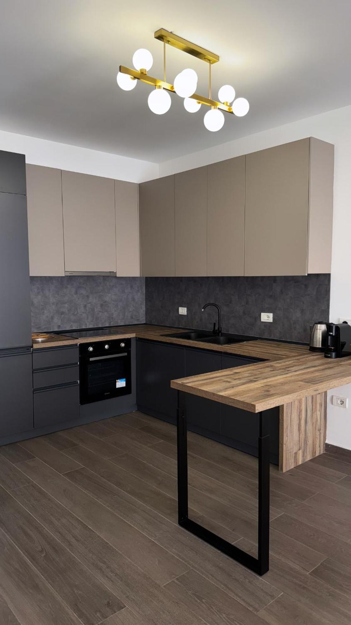Free Parking Skanderbeg Square - Spacious Central Apartment Tiranë Ngoại thất bức ảnh
